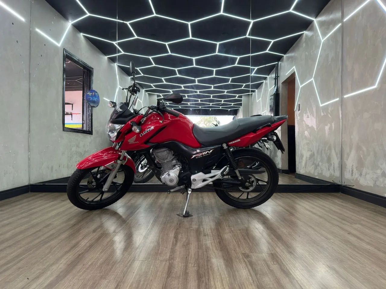 Honda Fan 160  - Foto 4