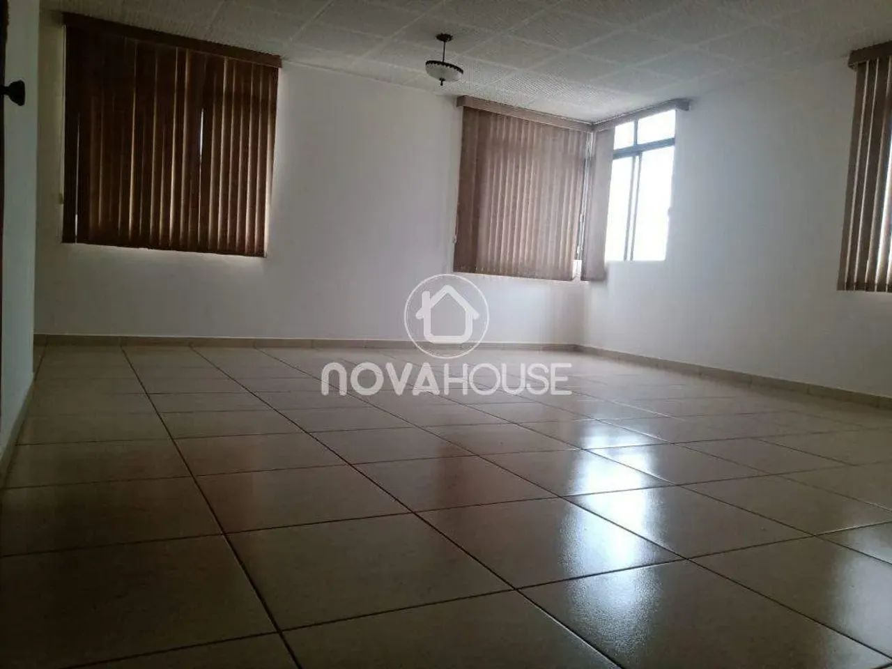 APARTAMENTO CENTRAL COM 4 QUARTOS - Foto 3