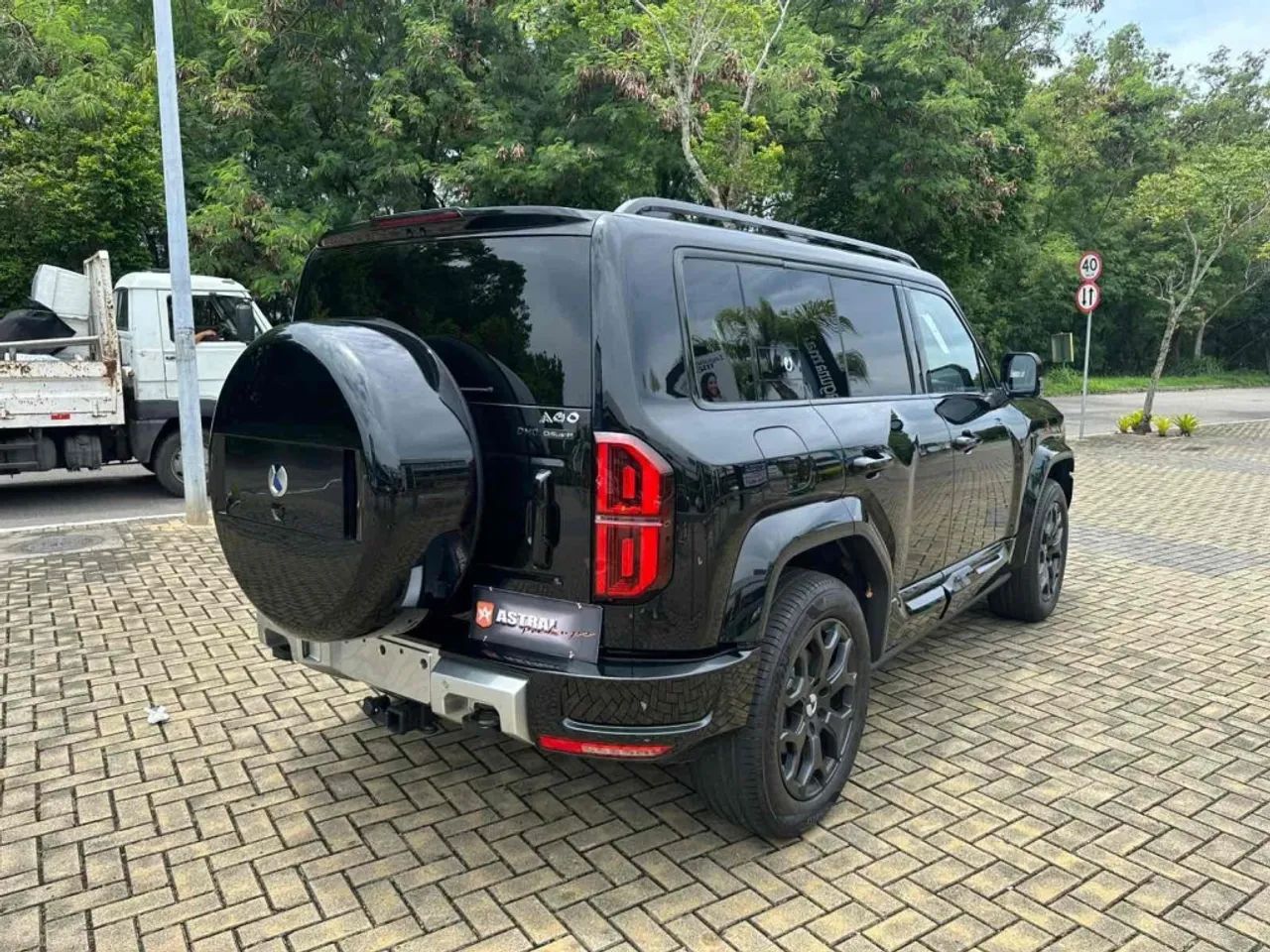 Denza B5 SUV híbrido plug-in, foto 7 de 10