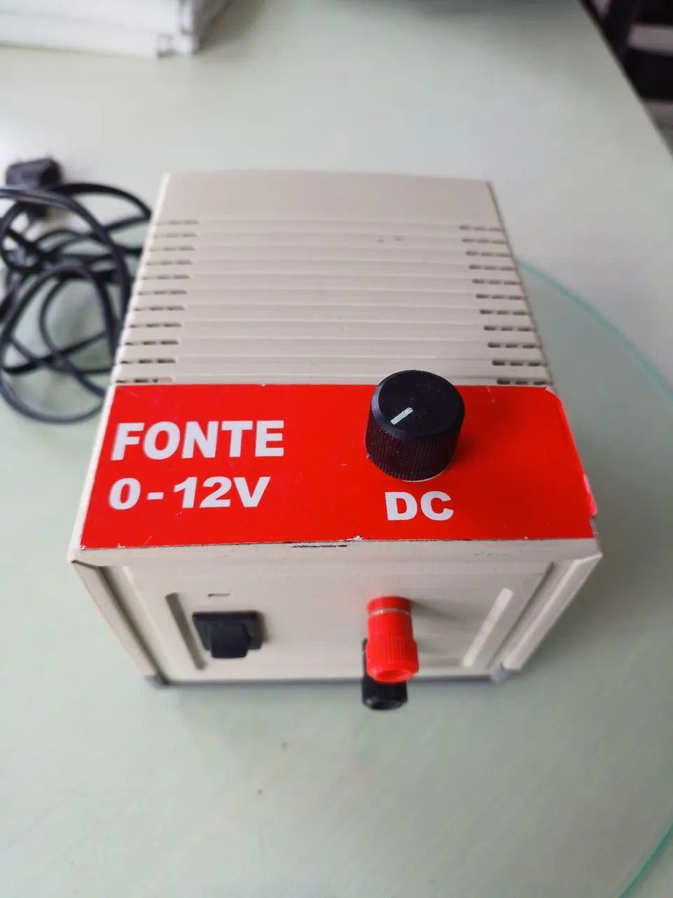 Fonte de alimentação ajustável DC de 0 a 12V