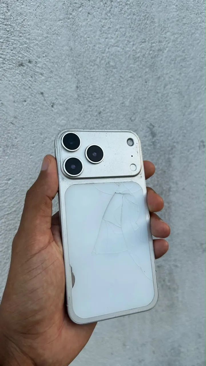 iPhone 11, sabor 17 pro