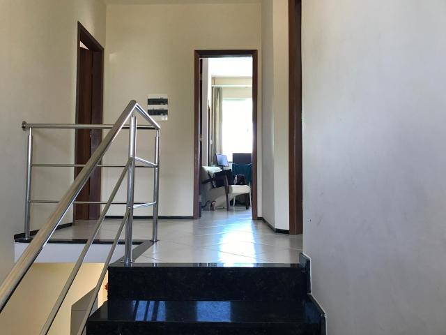 VENDO Casa com 3 qtos e área de lazer - Foto 2