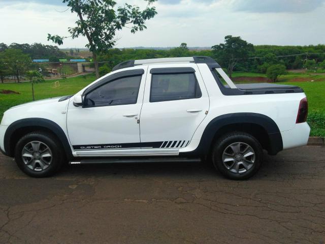 Vendo ou troco Duster Oroch por Renegade ou Fiat Toro
