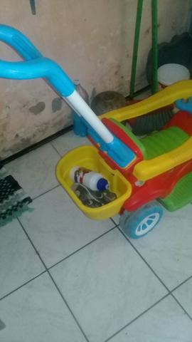 Vendo carinho de passeio