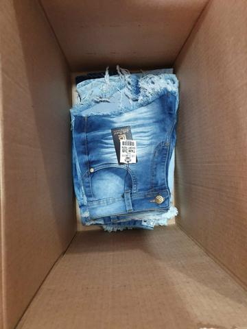 Lote de roupas a queima de ESTOQUE - Foto 5
