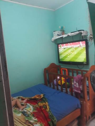 Vende-se ou troca casa150.000 com dois apartamento - Foto 4