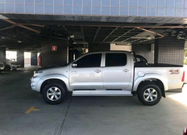 Hilux CD 4x4 SRV Automática 2010 - Carro Extra