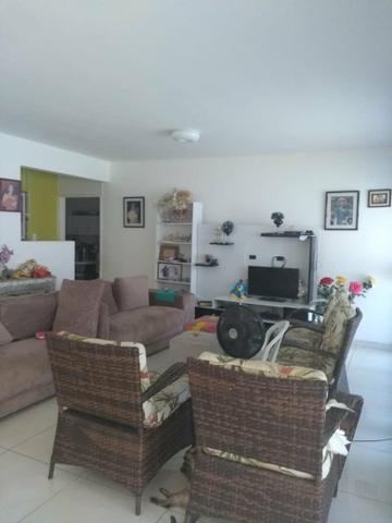 Excelente Casa com Piscina em Candeias - Foto 12