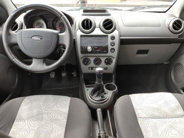 Ford Fiesta Sedan - Foto 6