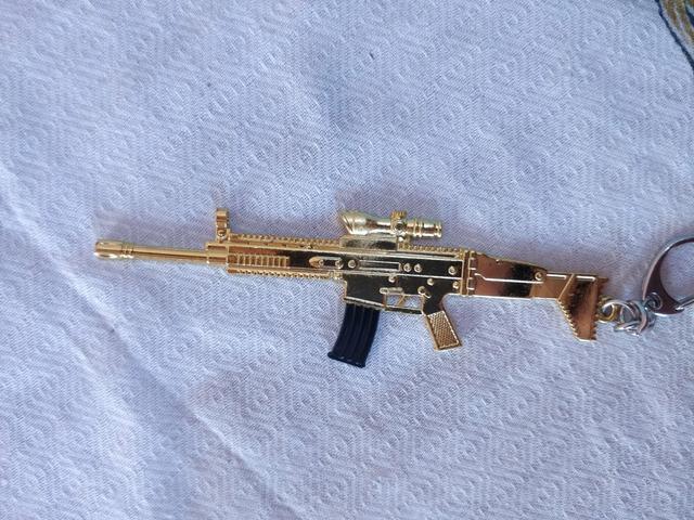 PUBG e Freefire, Lindos chaveiros - Foto 3