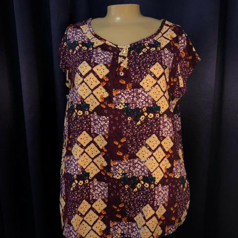 Blusinhas da promoção plus size - Foto 5