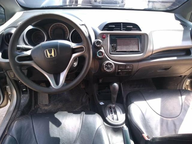 Honda Fit 1.4 LX 2011 Completo + Gnv Ent: R$ 5.000,00 + 48x 750,00 - Foto 5