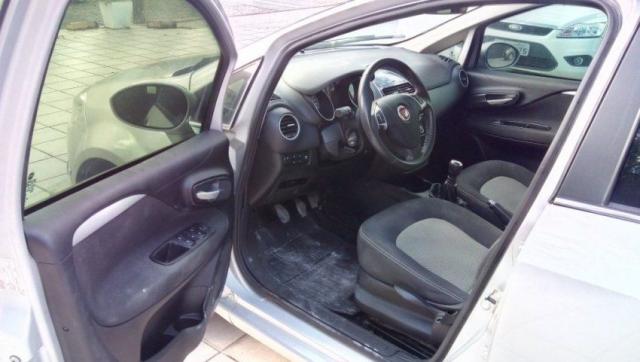 FIAT LINEA ESSENCE 1.8 16V FLEX Prata 2014/2015 - Foto 5
