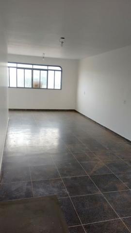 Vendo ou troco prédio - Foto 6