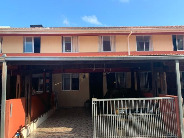 Sobrado no Fazendinha - 70 m² Priv - 3 Dorm - 2 Vagas Cobertas - Res. Pinheiros - Foto 2