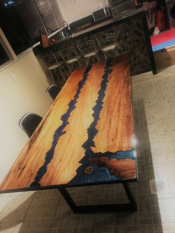 Mesa de Jantar (River Table)