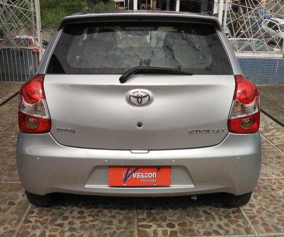 Toyota Etios 2017 1.3 X Hatch Flex - Foto 3