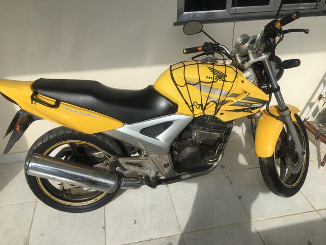 Honda Cbx Twister 250 cilindradas - Foto 4