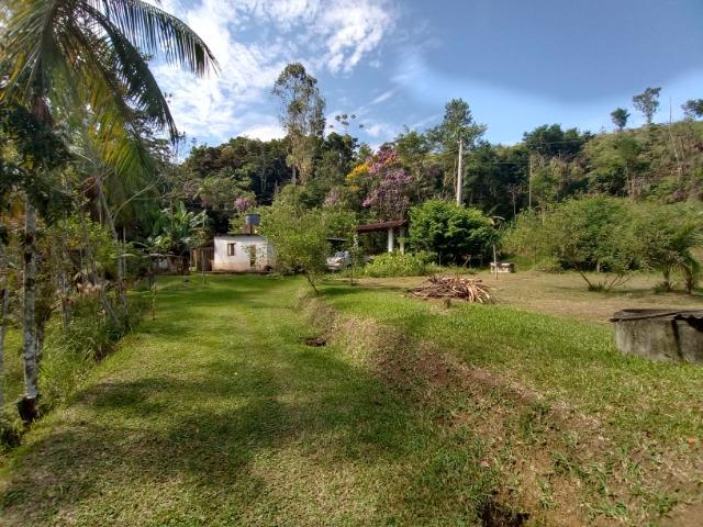 Sitio com 20.000 m²,bela casa,imenso lago e espaço para criações - Foto 20