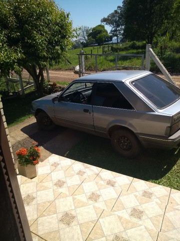 Escort GL 1.6 álcool 1989 aceito moto inteira no brik !! - Foto 4