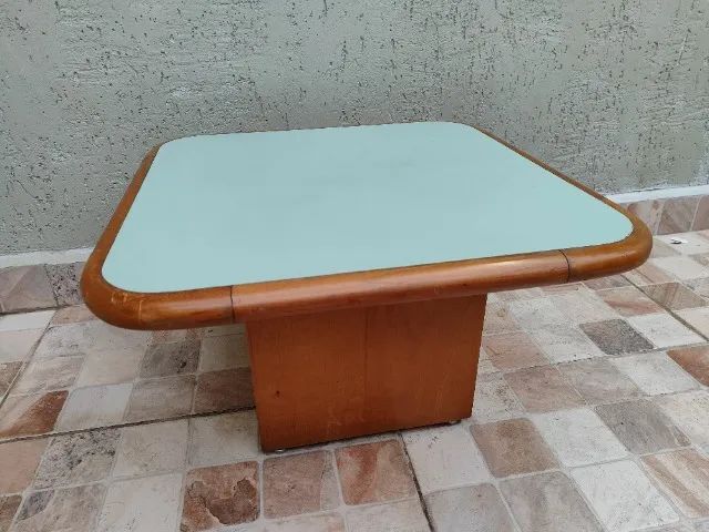 Mesa de Canto Quadrada com Tampo de Madeira Conservada