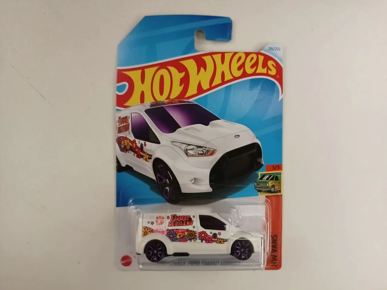 Carrinho Hot Wheels Ford Transit Connect