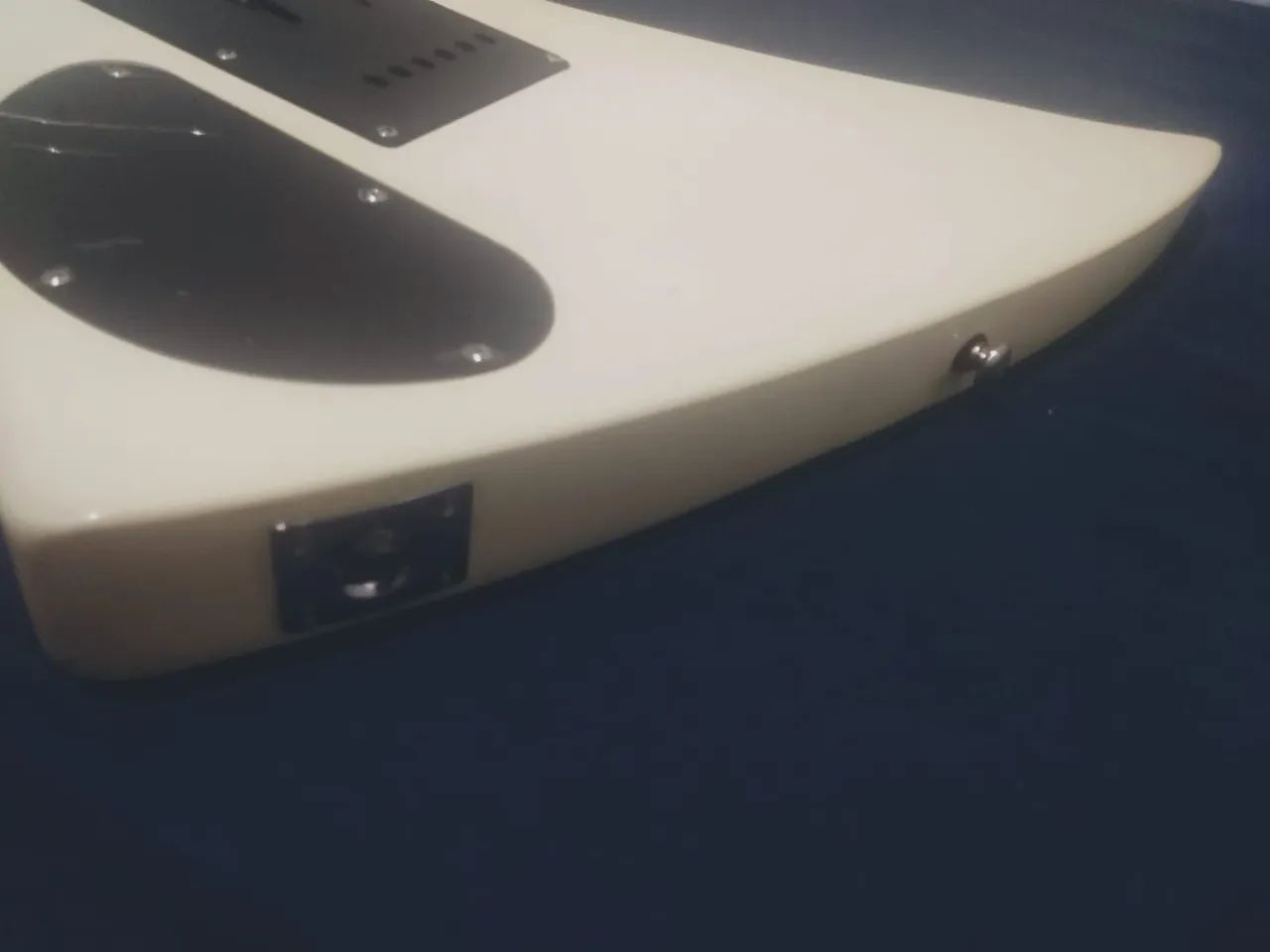 Guitarra Tagima Explorer Leia o Anúncio! - Foto 3