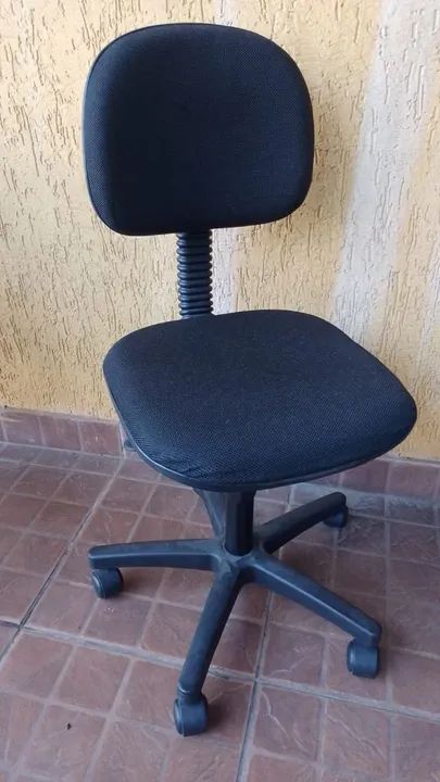 Cadeira de Metal Preta - Foto 4