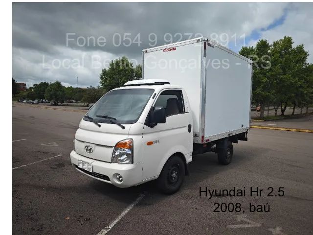 Hyundai HR 2.5, ano 2008, equipada com baú semi-novo