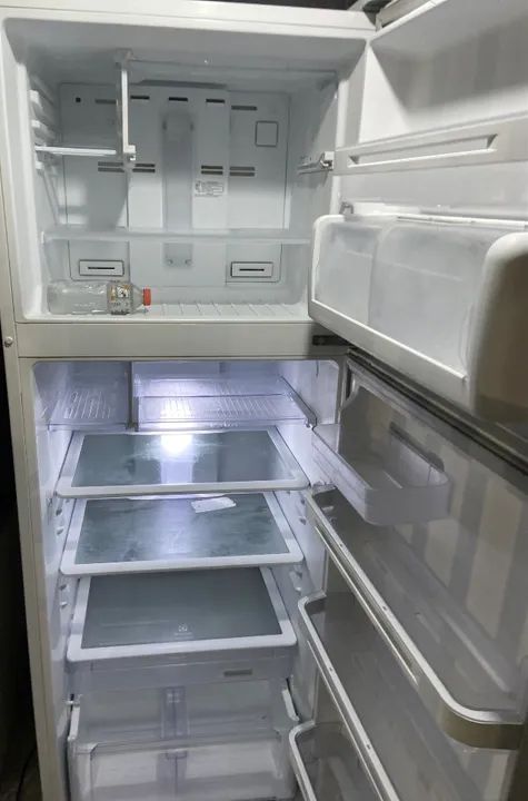 Geladeira Electrolux Nova - Foto 2