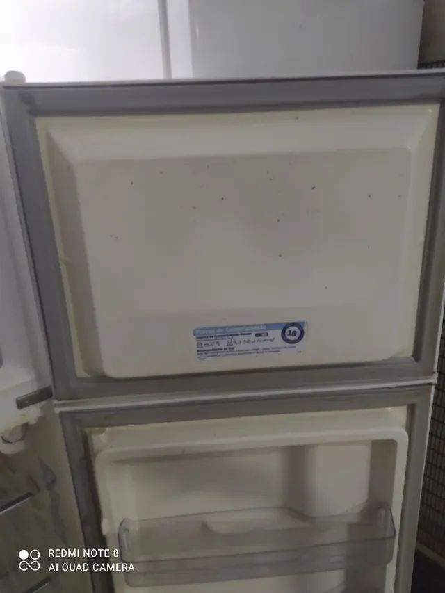 Geladeira Eletrolux defrost 320 litros  - Foto 2