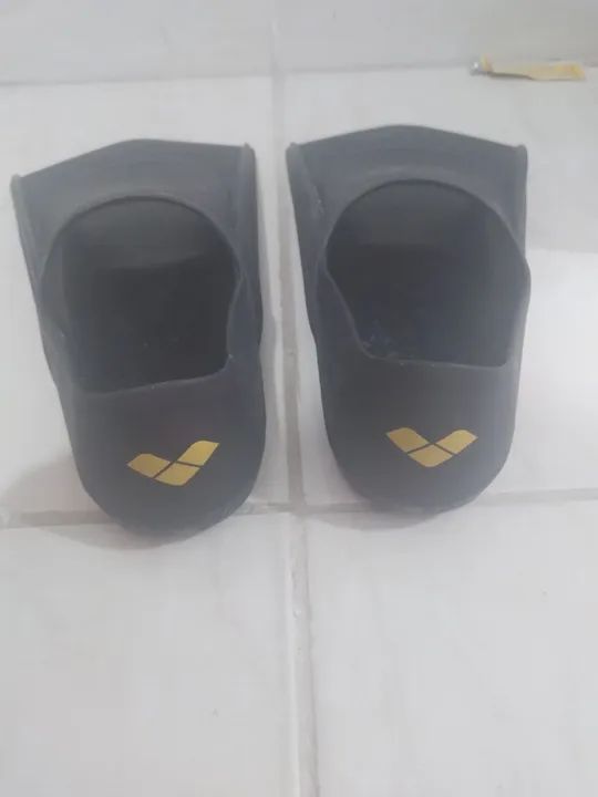 Nadadeira de mergulho - Tamanho 39 e 40 moro nilopolis 70 reais - Foto 2