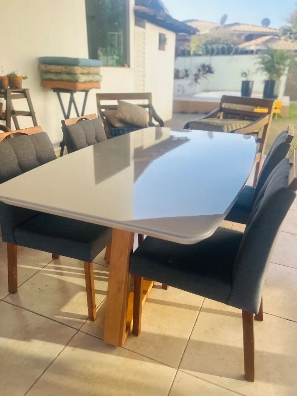 Dining Table 64276680353794120