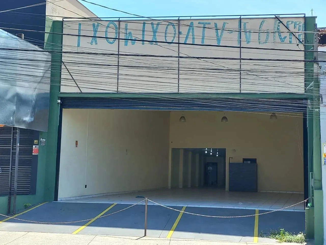 Sala Comercial para aluguel próximo ao centro com 500m² e 2 vagas em Sorocaba