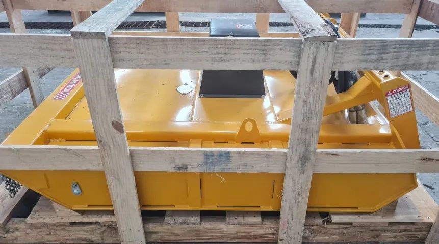 Implemento Roçadeira Para Mini Carregadeira Nova