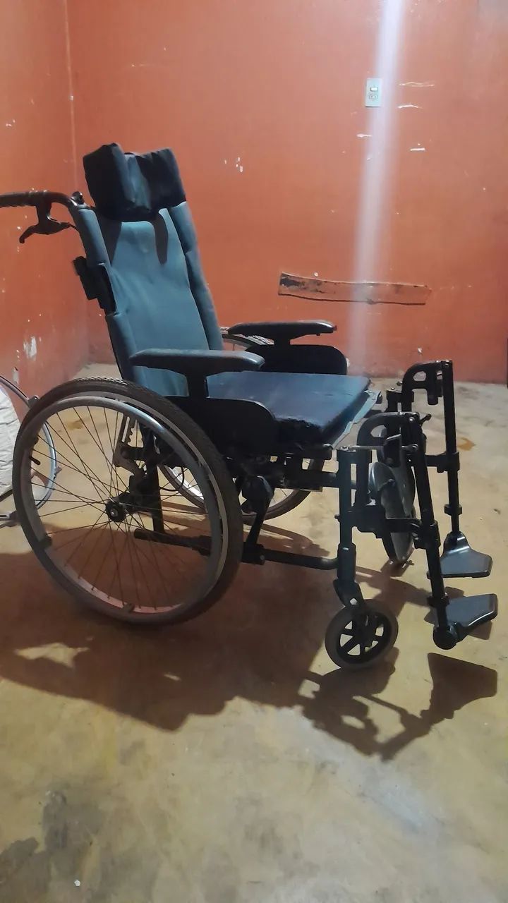 Cadeira de rodas reclinavel cama - Foto 4