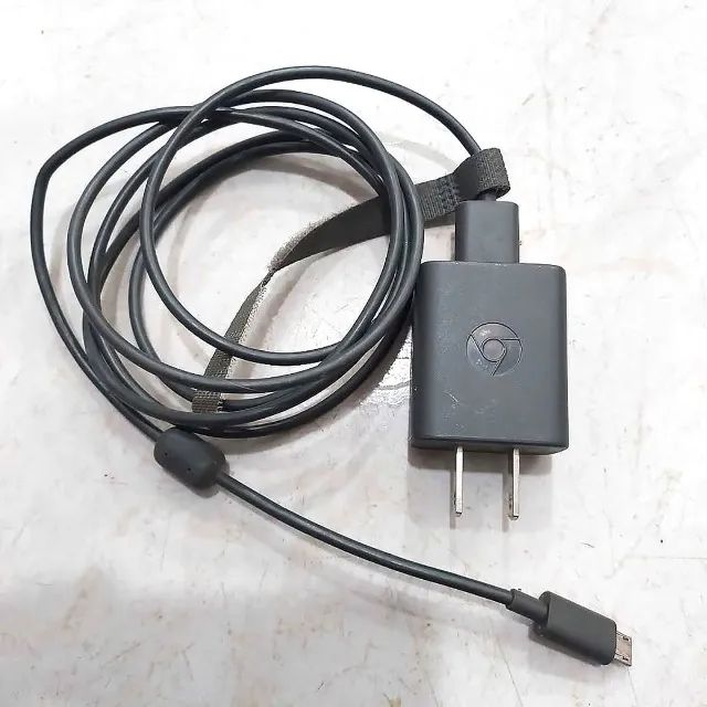 Google Chromecast 2 Original - Espelhe Netflix e YouTube na TV - Foto 2