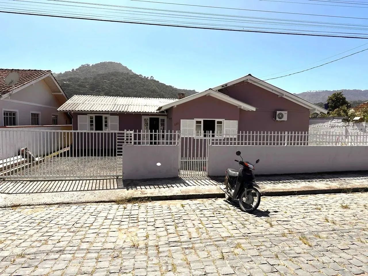 Casa Ampla á Venda no Centro de Urubici! - Foto 2