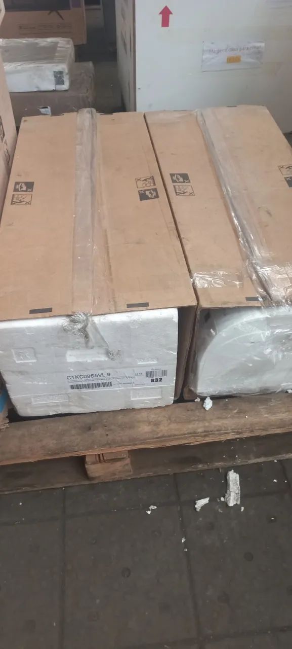 AR CONDICIONADO SPLIT DAIKIM 18.000 BTUS. - Foto 3