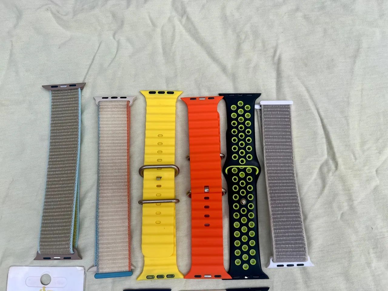 Lote com 11 Pulseiras e capa para Apple Watch 45m - Foto 3