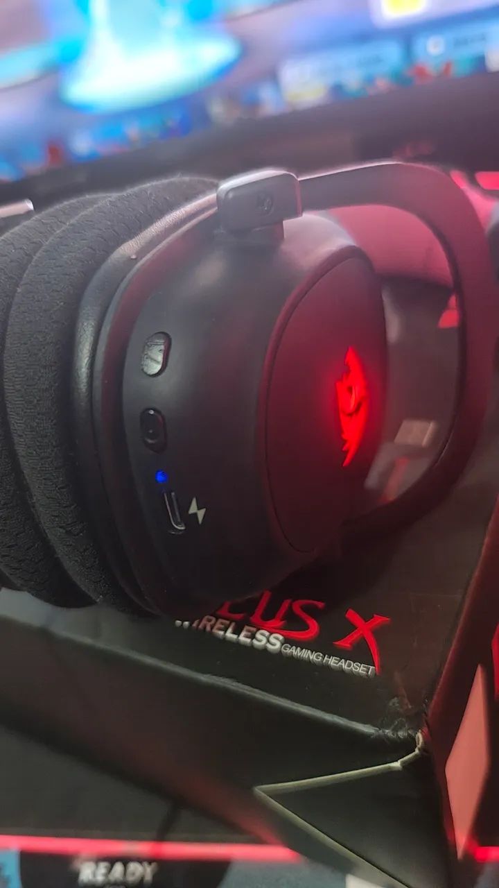 Headset Gamer Sem fio Redragon Zeus Pro 7.1 driver 53 mm, bluetooth, Preto H510 -ro - Foto 6