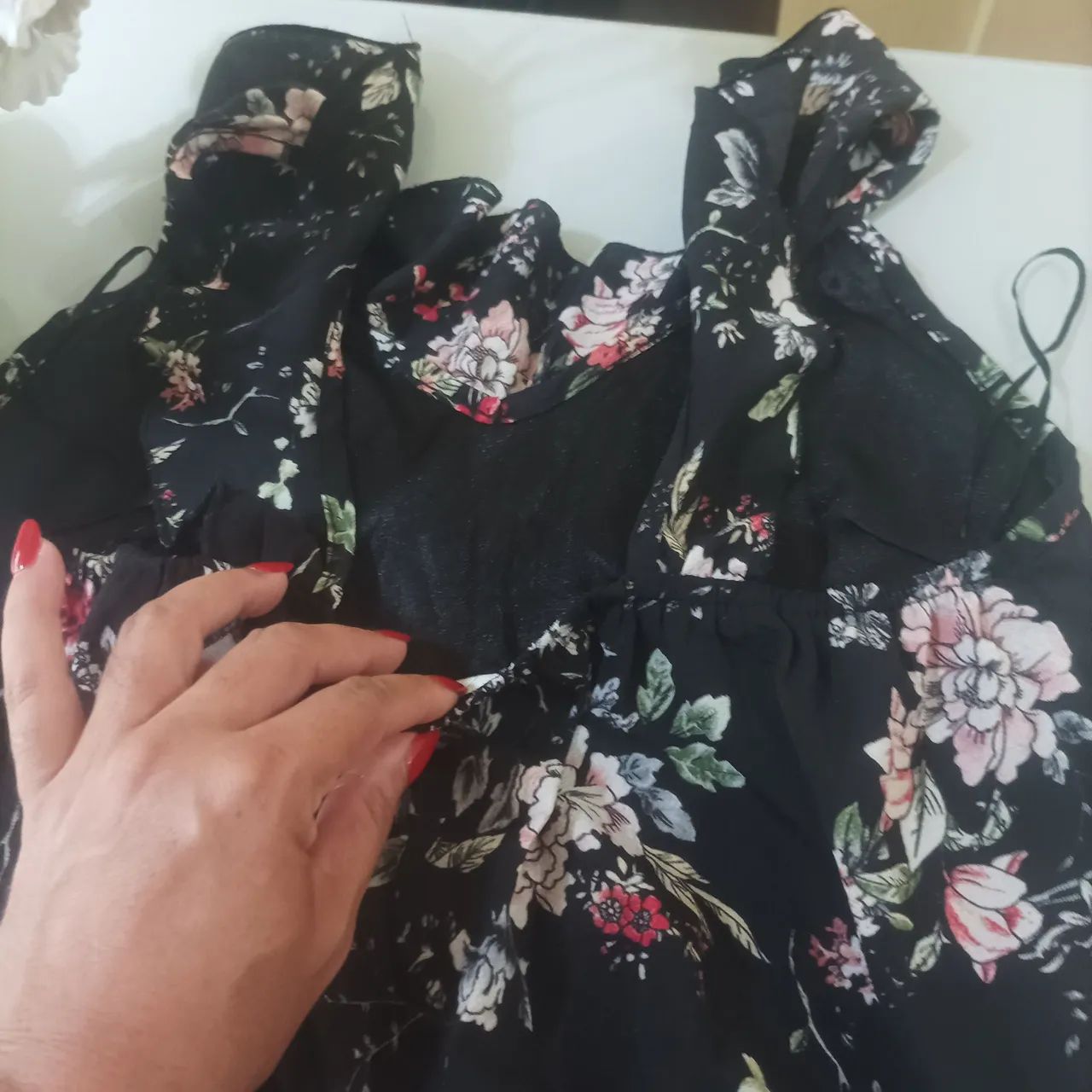Macacão Floral Preto  - Foto 3