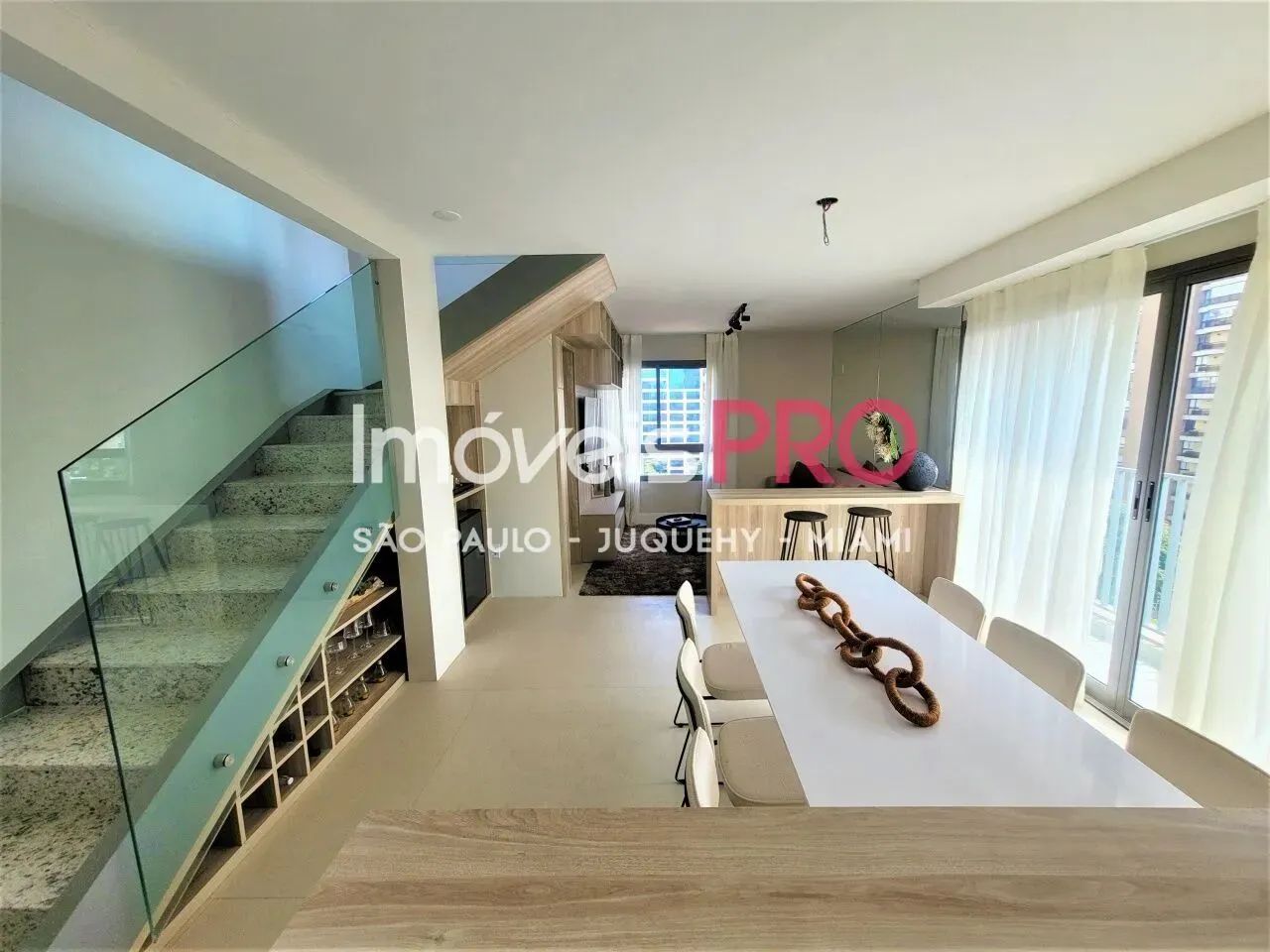 Apartamento Duplex 99m² 02 Suítes em Moema - Unidade decorada