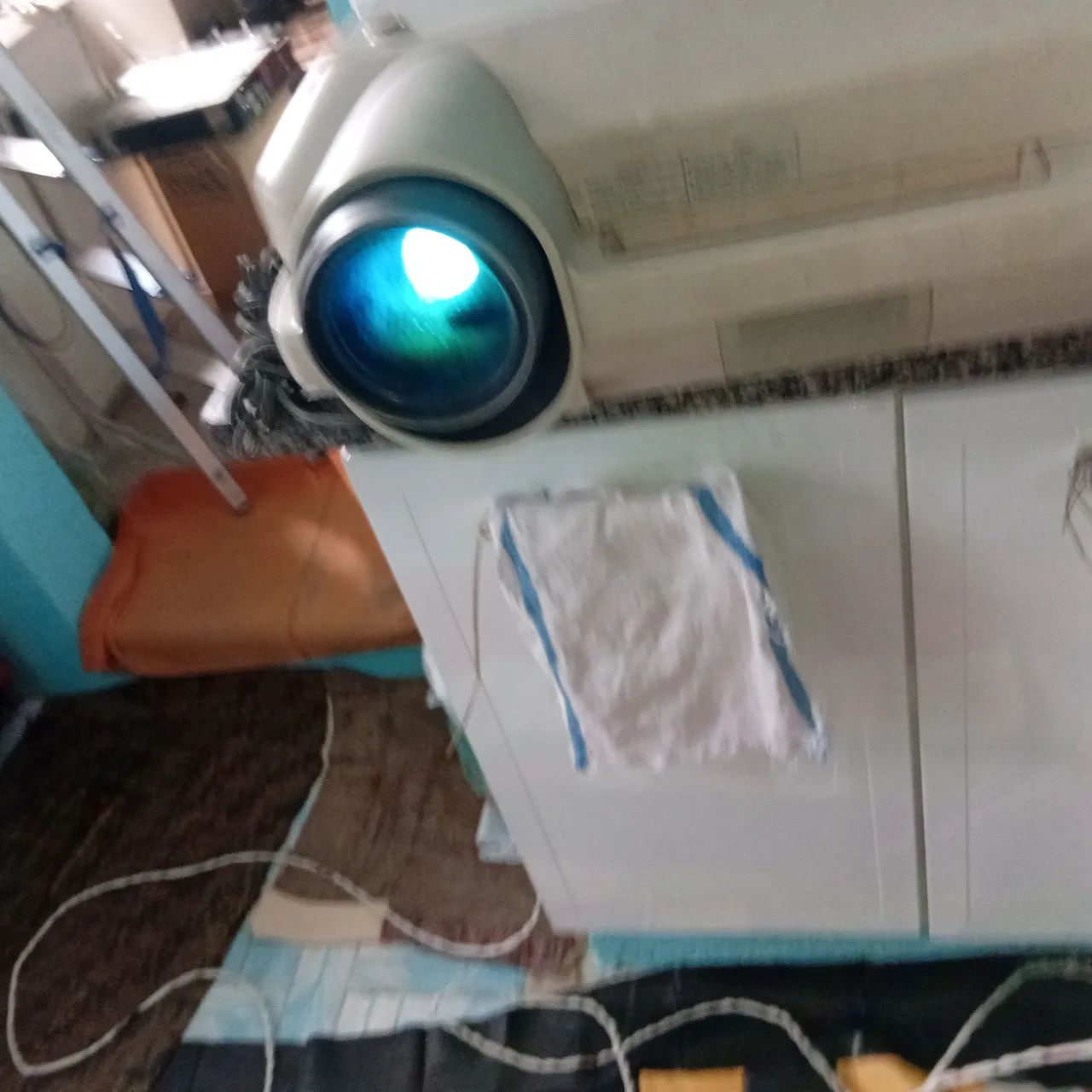 Projetor SHARPVISION - Ótimo estado!63824116326529121