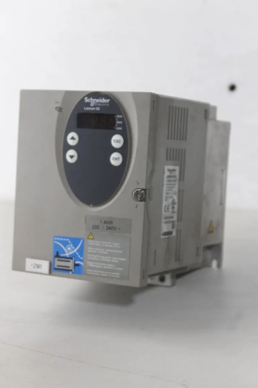 Inversor de Frequência Schneider Lexium 32
