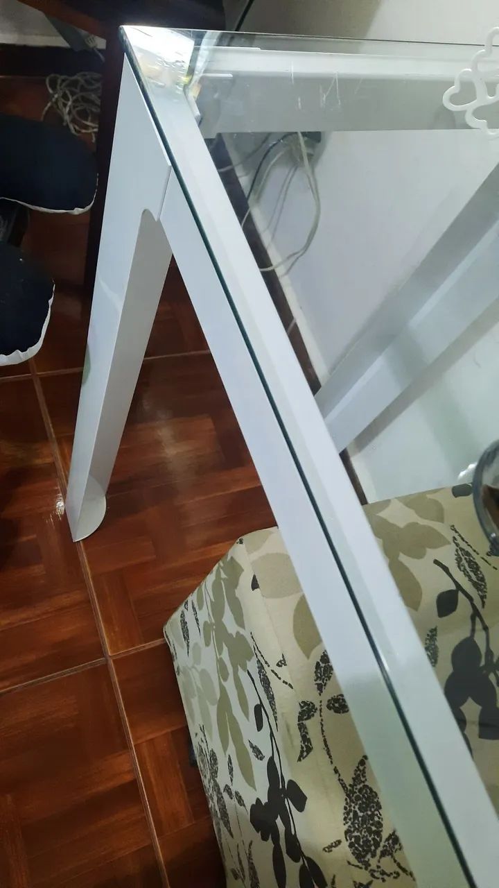 Aparador branco com tampo de vidro - Foto 3