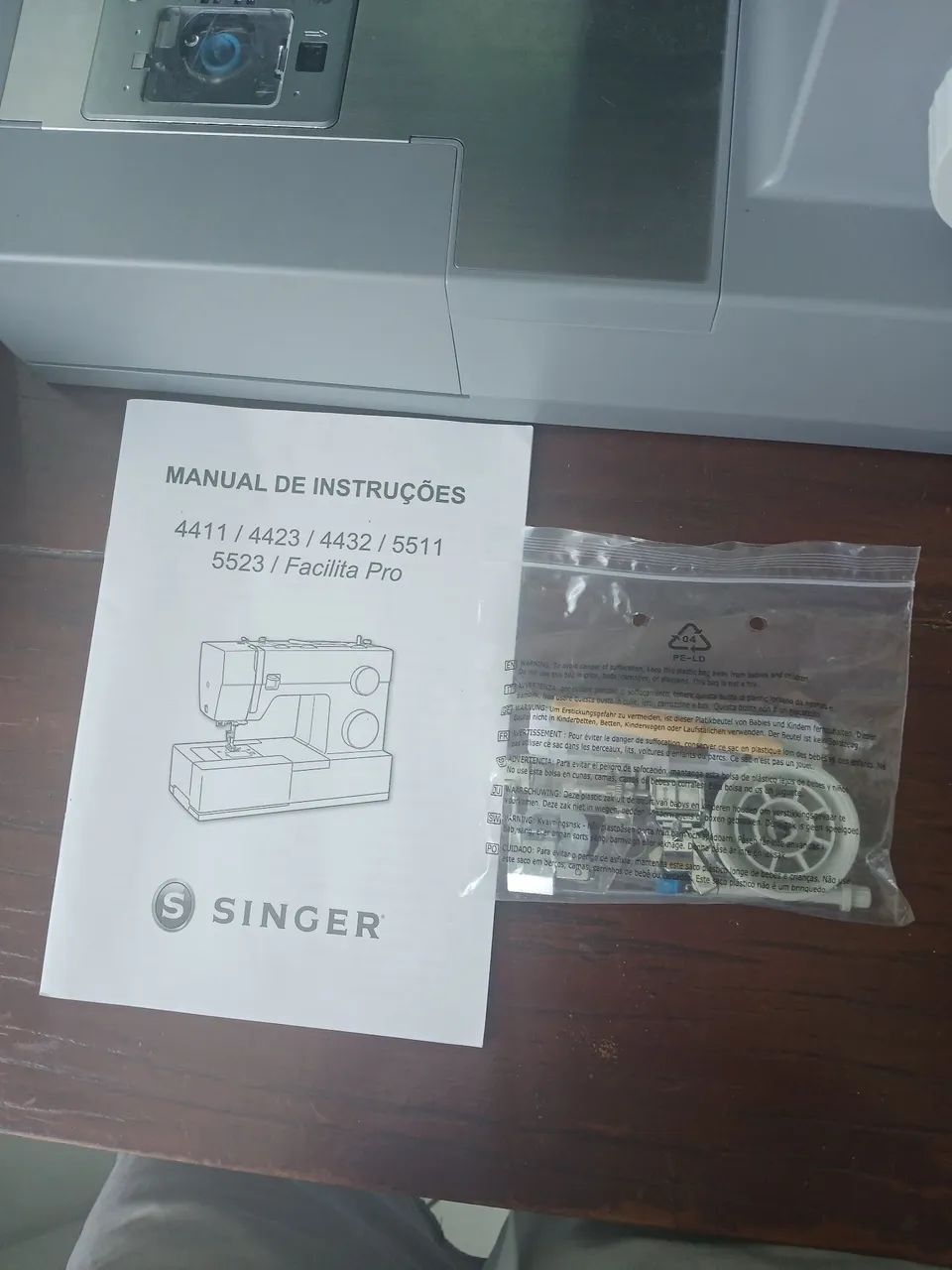 Máquina de Costura Singer Facilita Pro - Foto 4