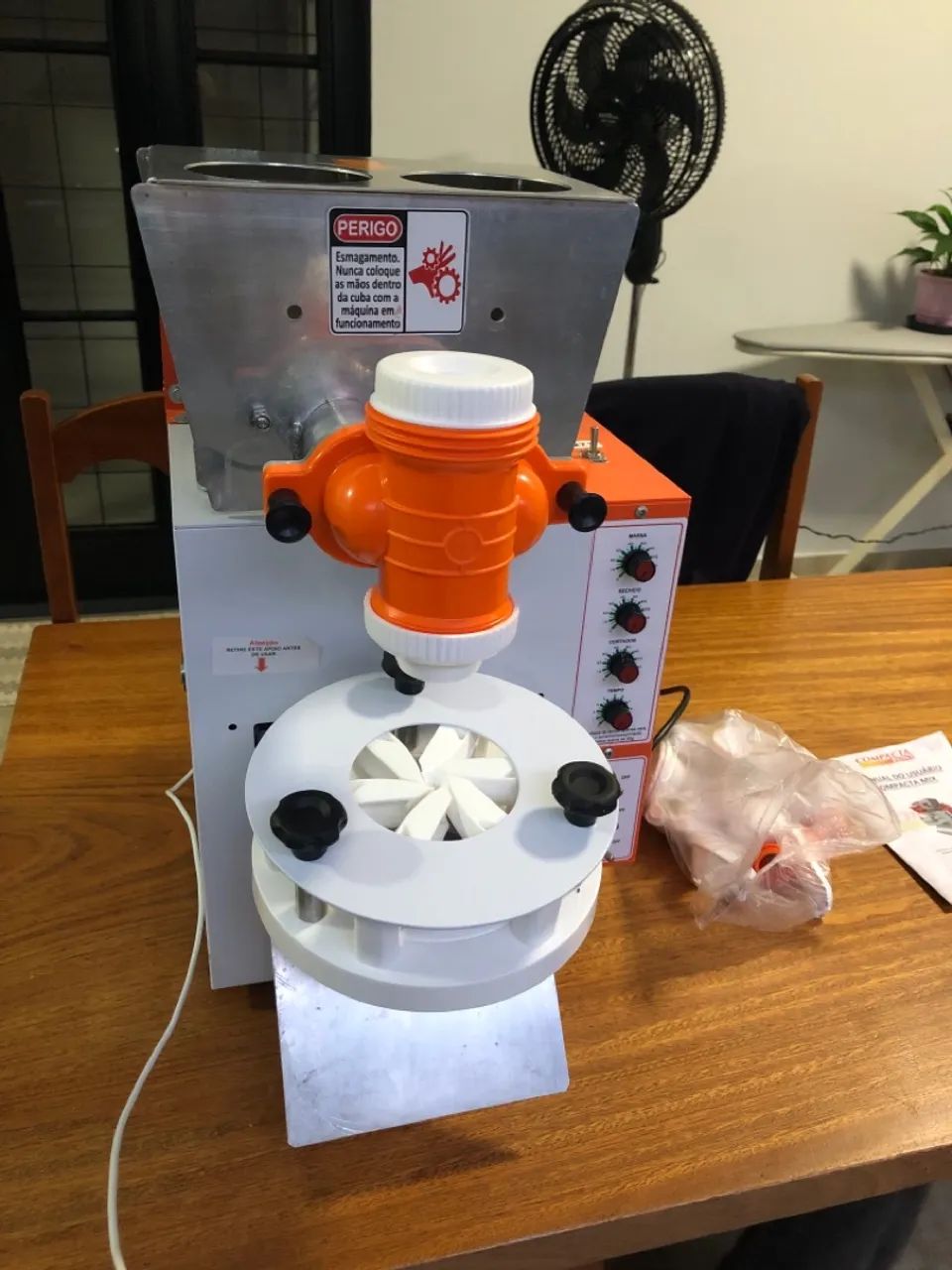 Máquina de salgados Compacta print pouco usada  - Foto 2