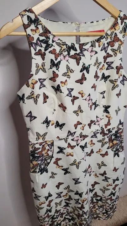 Vestido curto de borboletas - Tamanho 40 - Foto 2