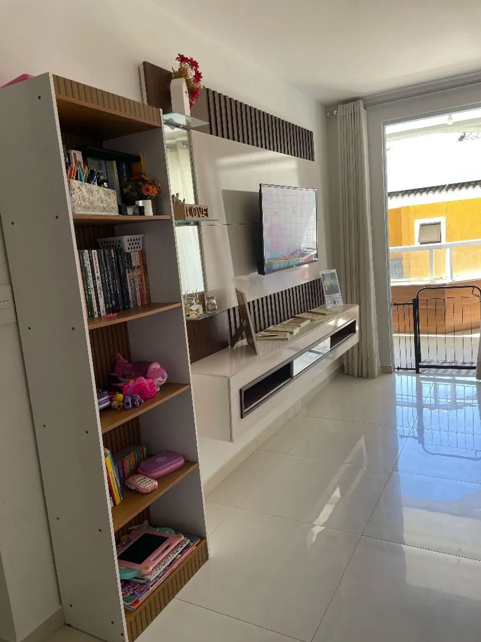 Apartamento na Praia do Flamengo (pé na areia)